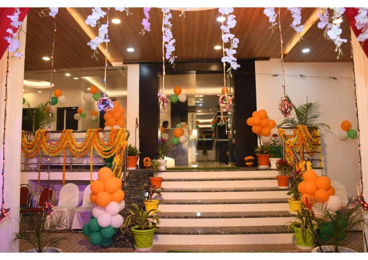 Hotel Ganga Kaveri พาราณสี ภายนอก รูปภาพ
